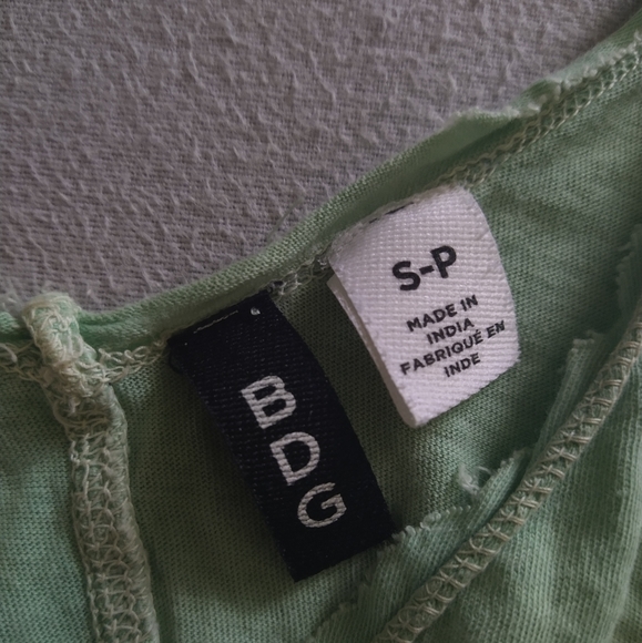 BDG sleeveless top - Picture 2 of 3